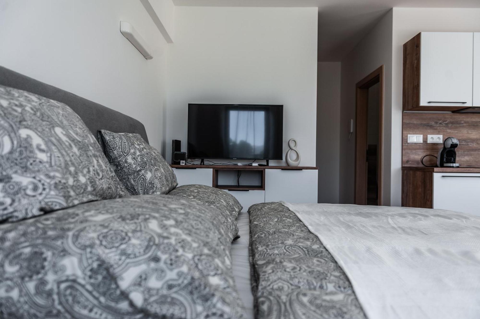 Apartmany Besen Besenova Exterior photo